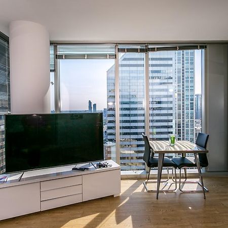 Mila Corporate Suites Chicago Exterior photo